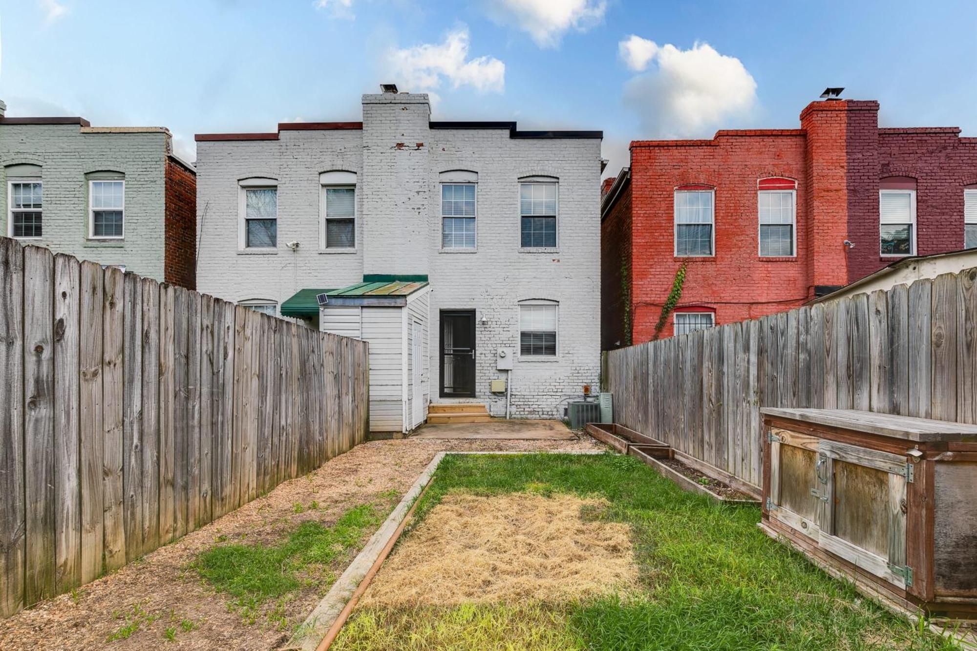 Peaceful & Spacious Family Home Near Carytown Fully Fenced Richmond Exterior photo